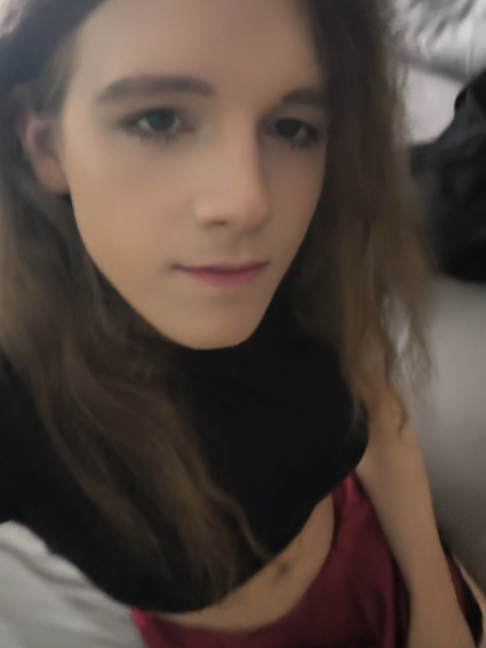 @Laurababyemily