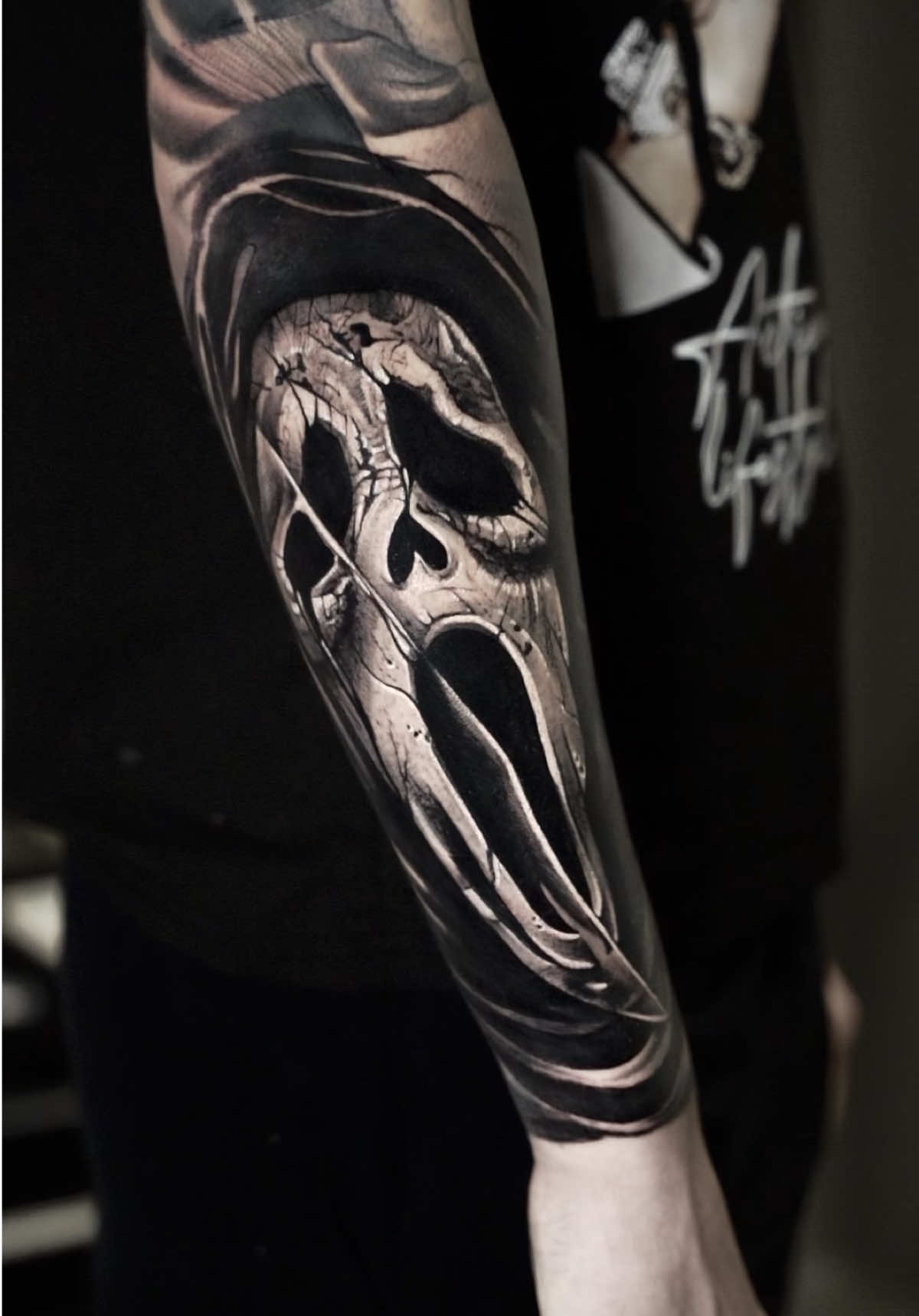 @Blackcloud Tattoo Artist