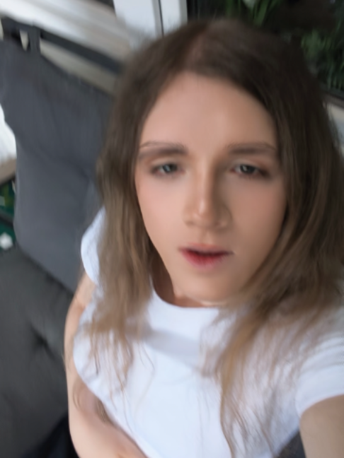 @Laurababyemily