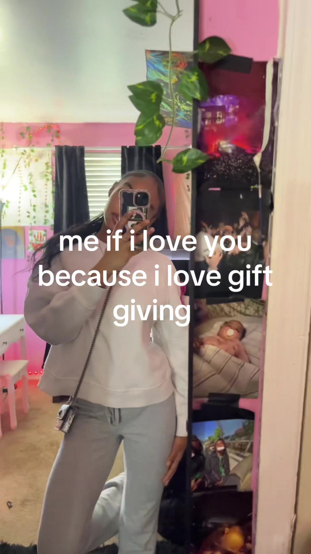 @⃟