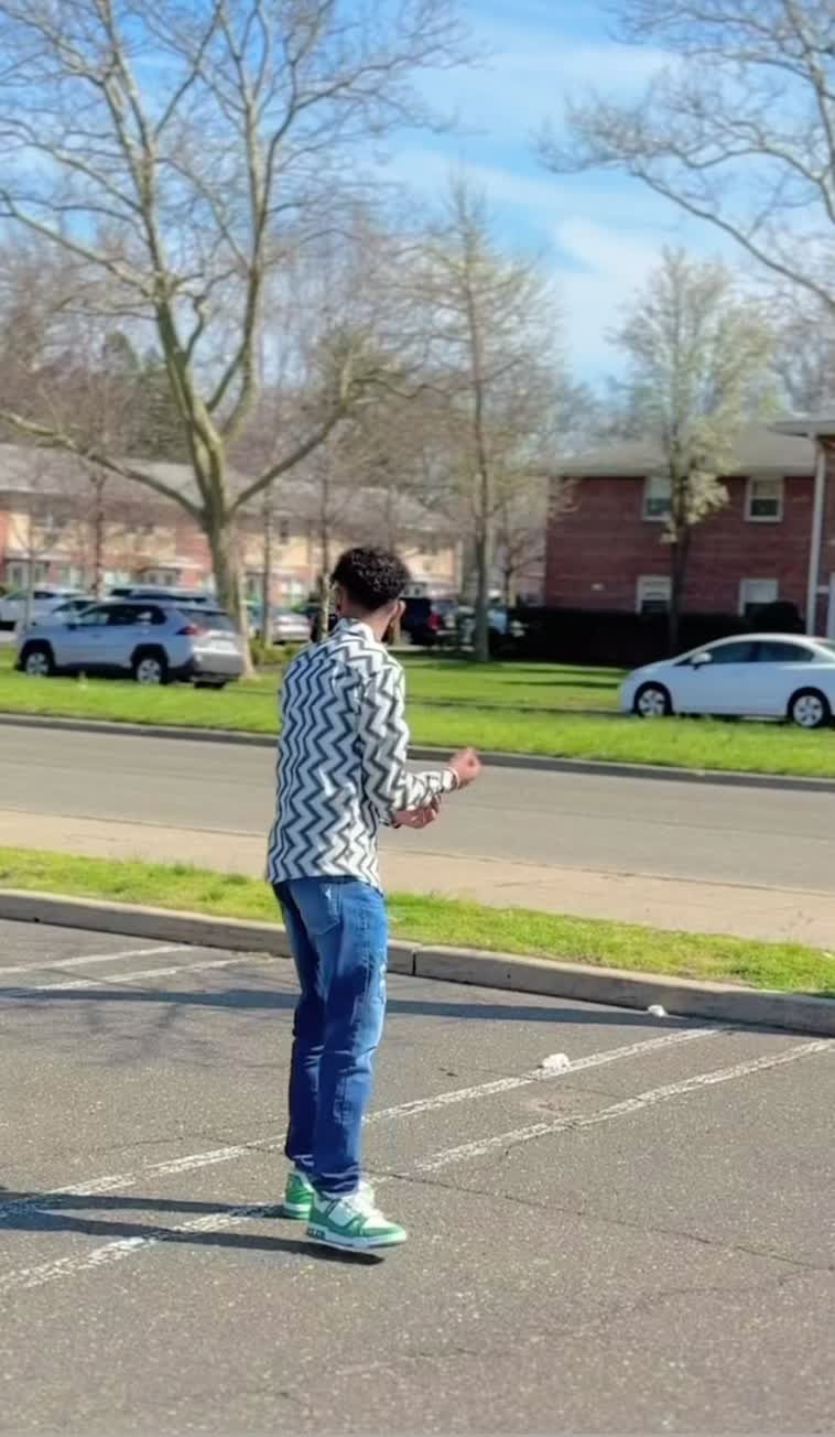 @Abhi 🗽