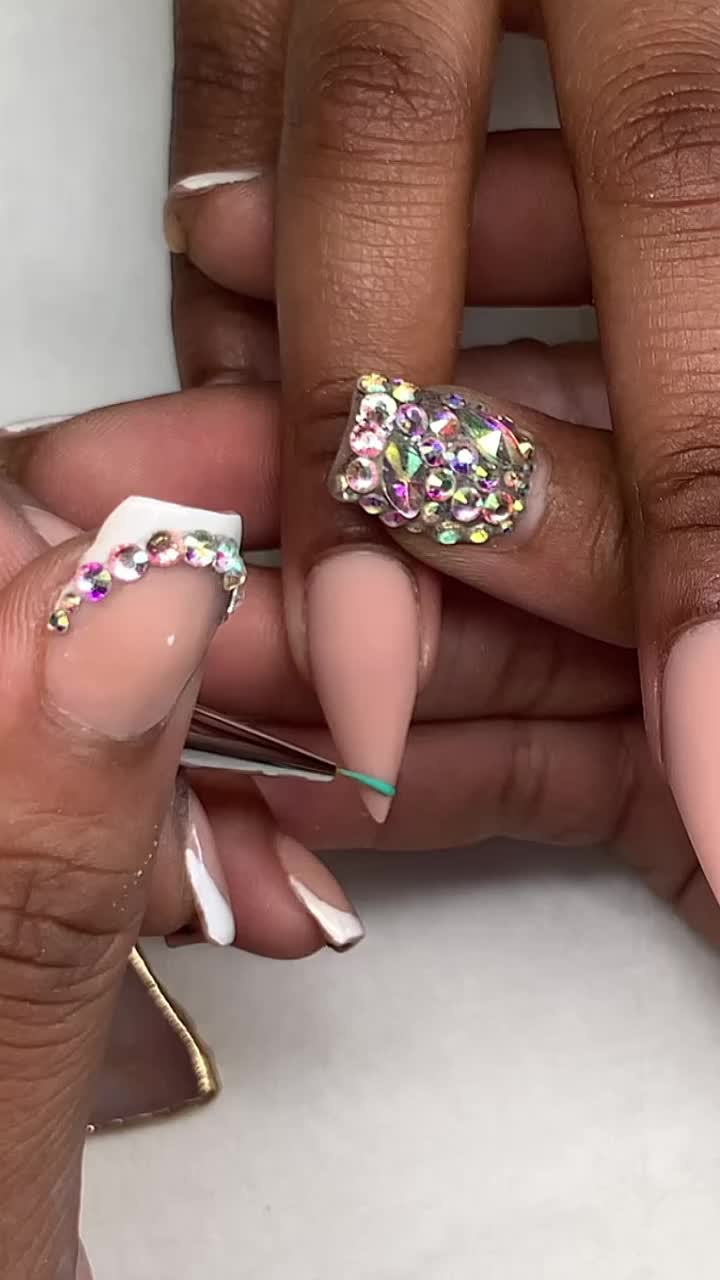 @Nine Luxe Nails