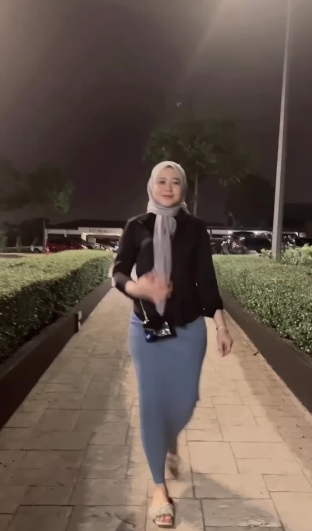 @Qaisara 89