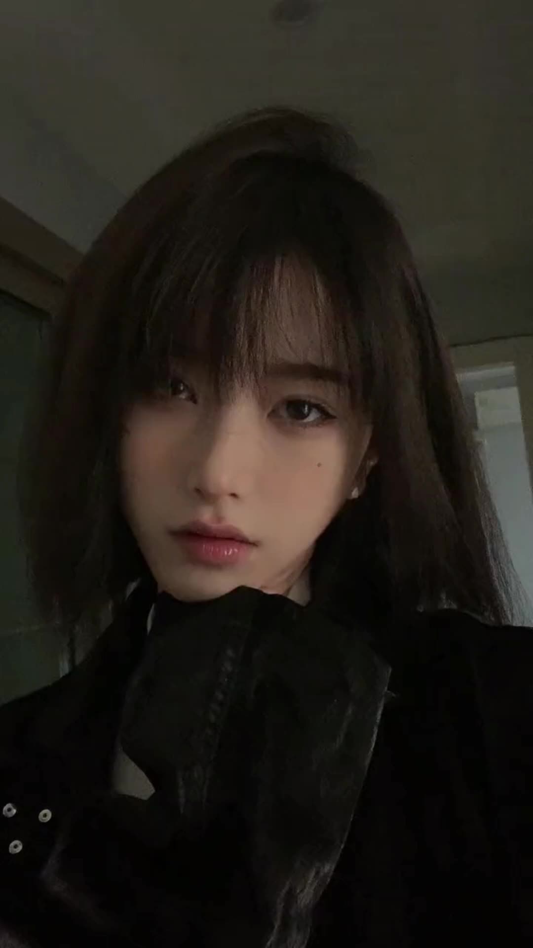 @KM