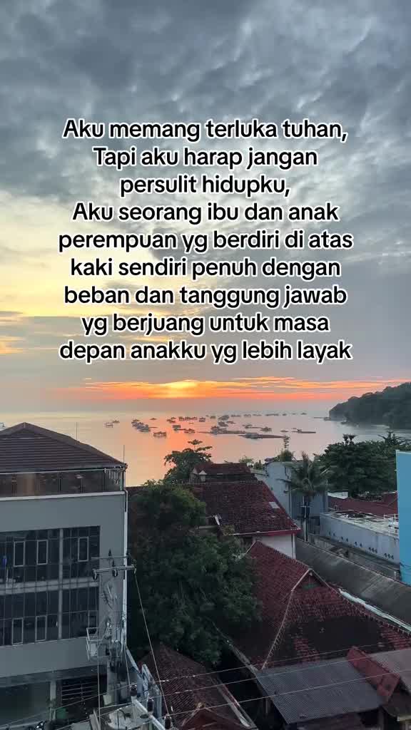 @Caroline Bie James