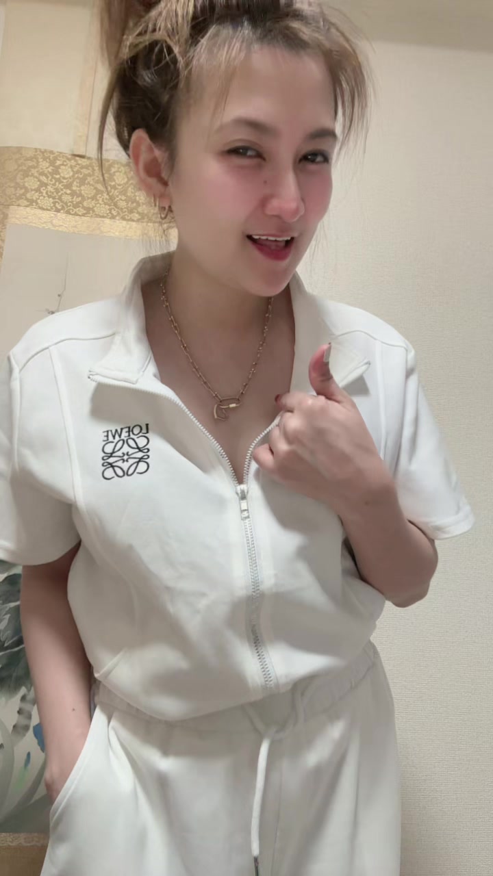 @miki_mii23🥬(虹lounge)