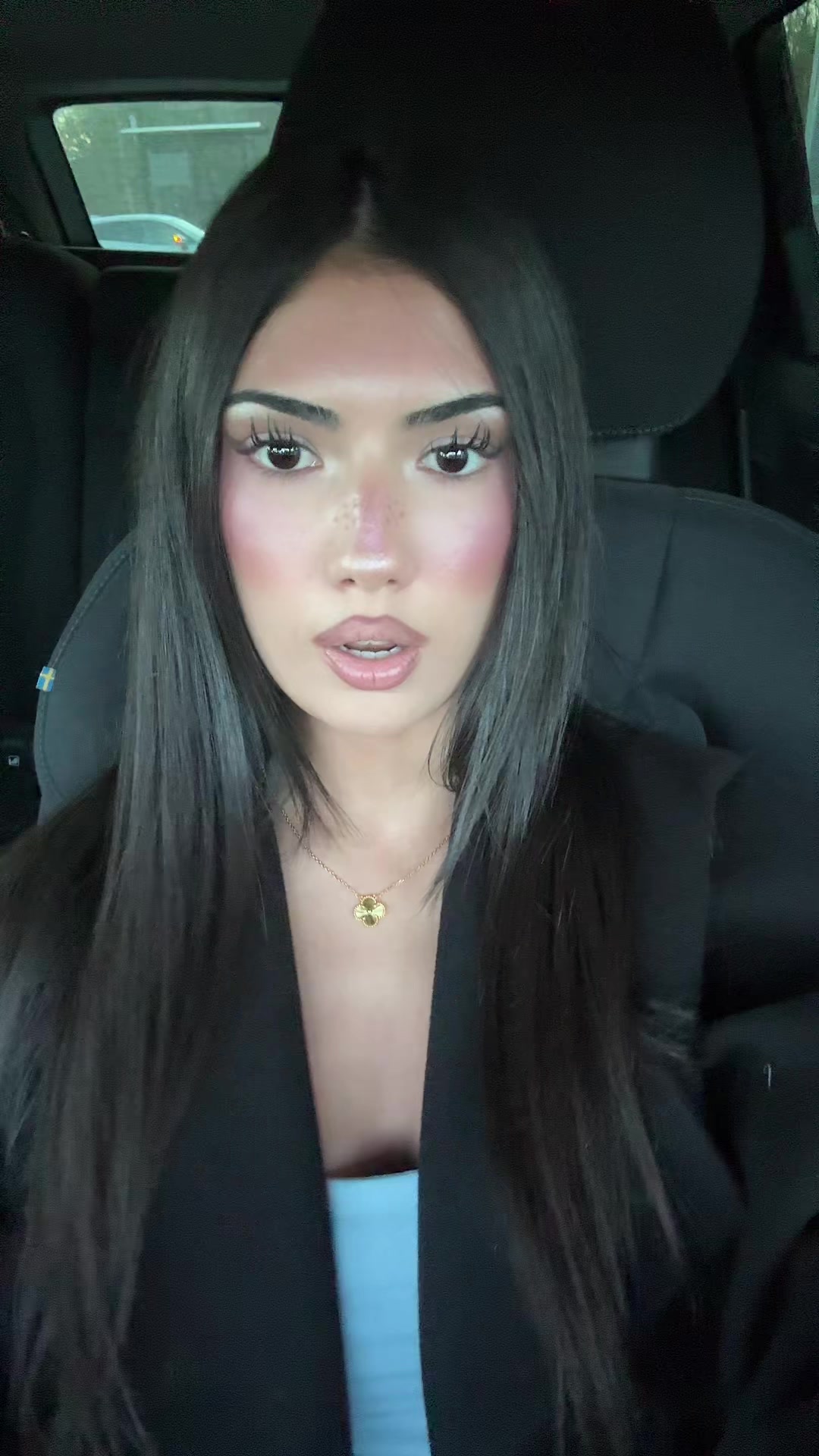 @ᕓ𝒾𝒸𝓀𝒾