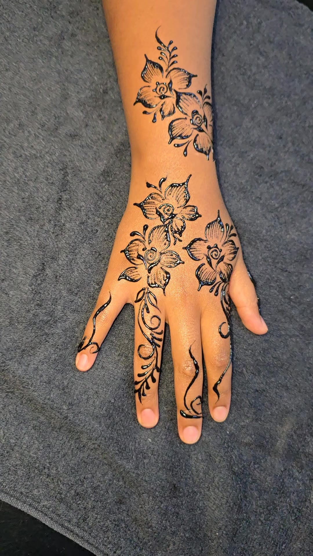 @Michaelson henna parlor🇰🇪