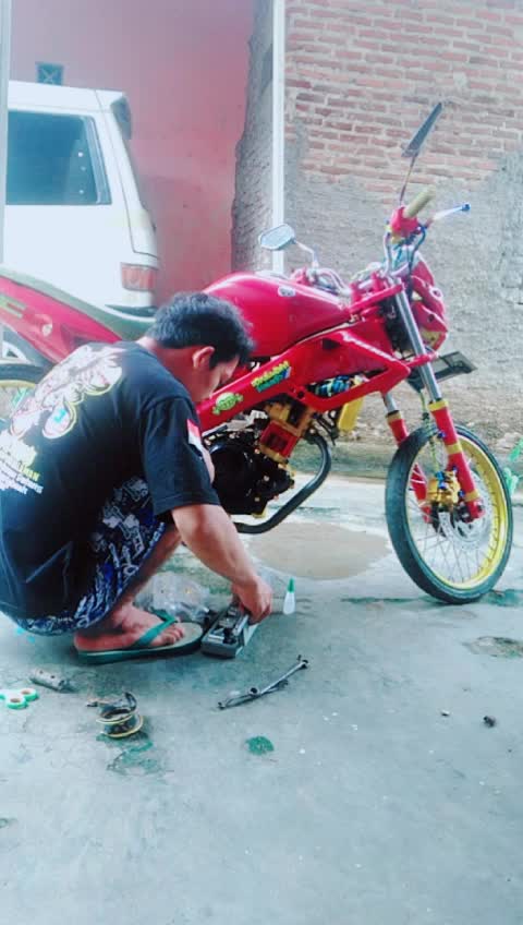 @Aguz Arifin