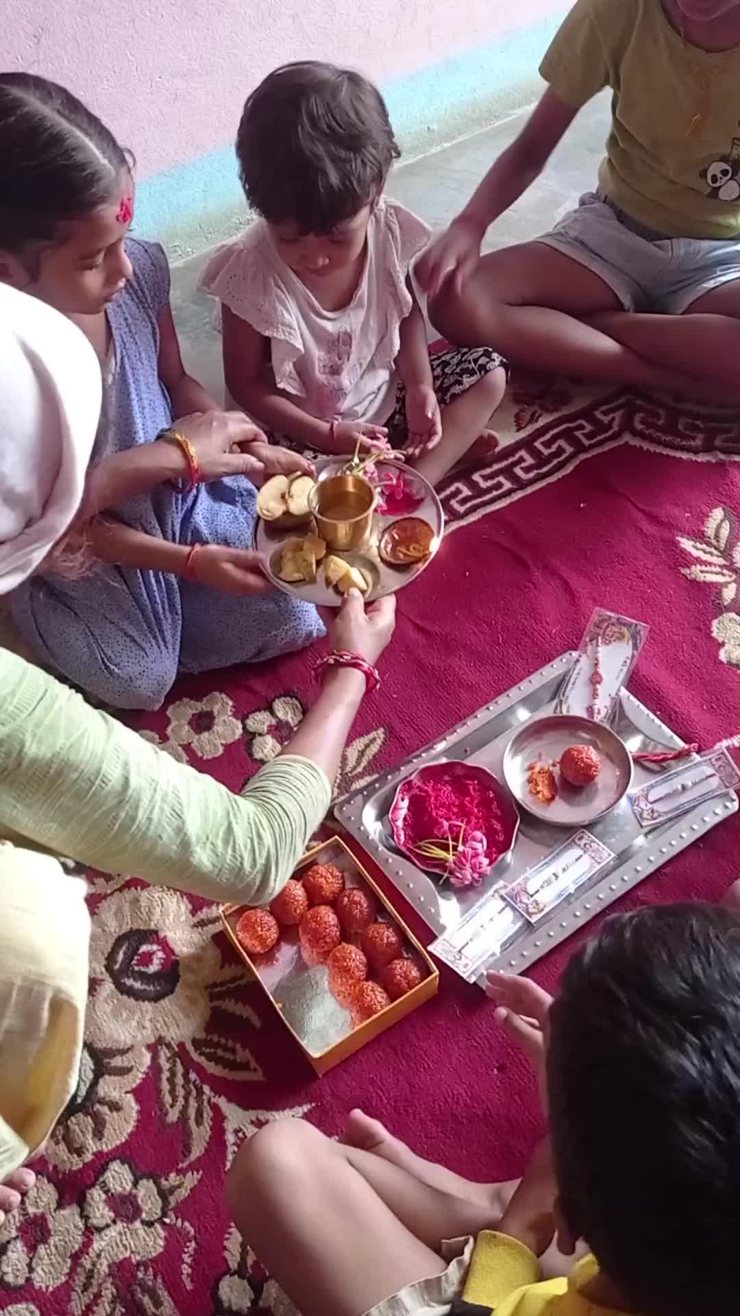 @BINODGIRI भुइमान्छे😍निशब्द छु