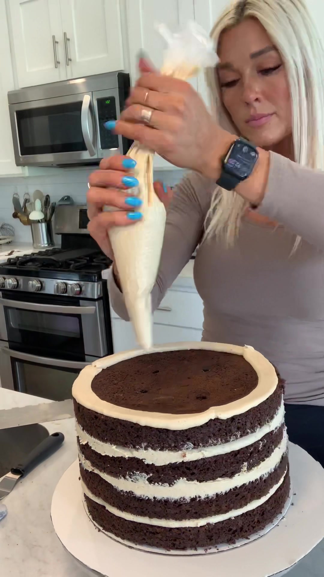@The Blonde who Bakes