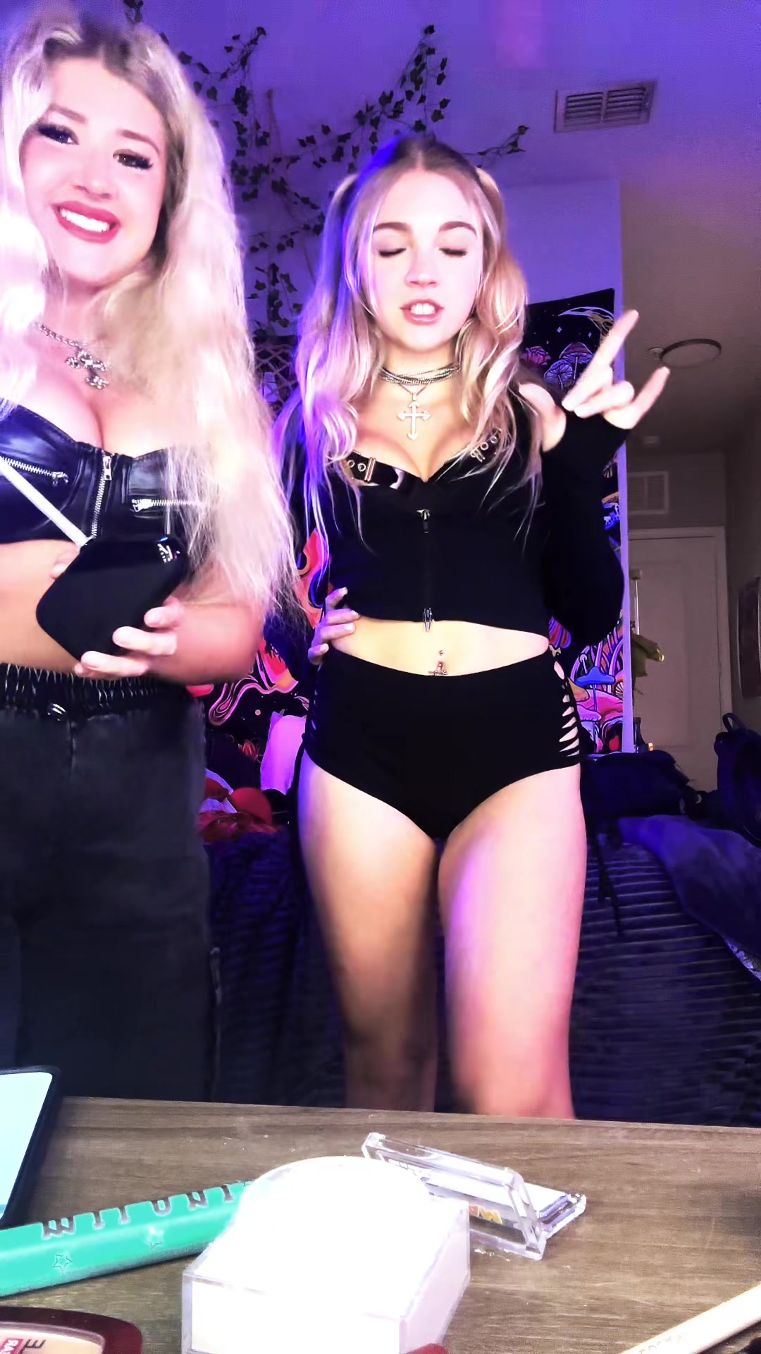 @_lucyythomas