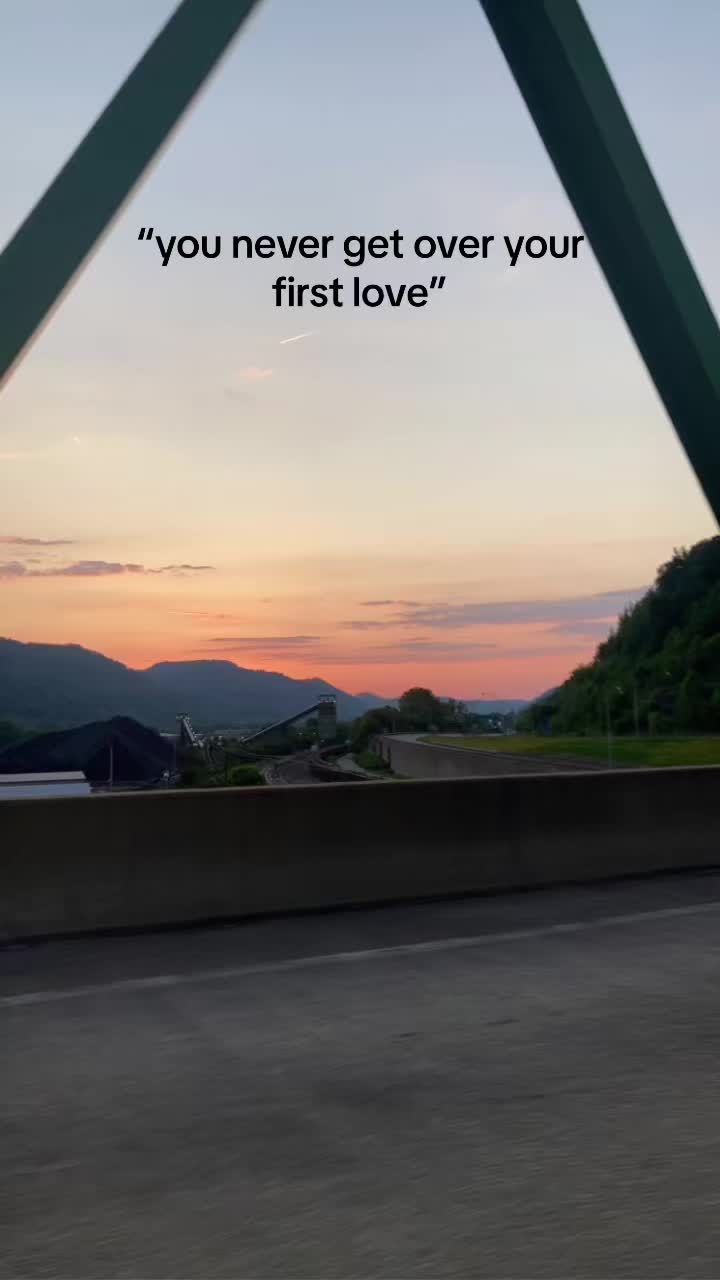 @just.here.