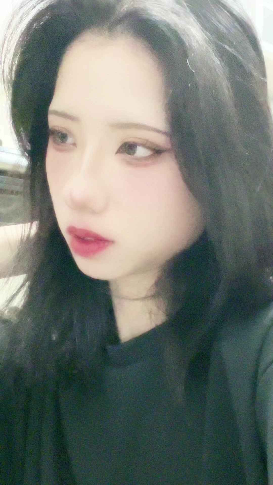 @茉莉愛🥀🐾 -Maria-