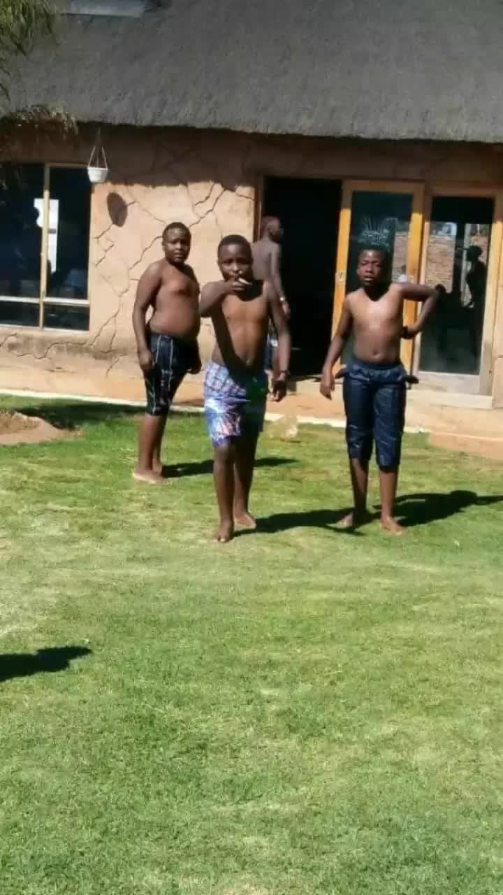@Siphesihle