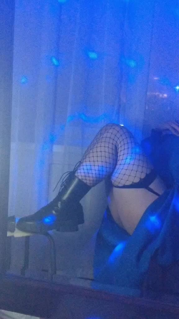 @_