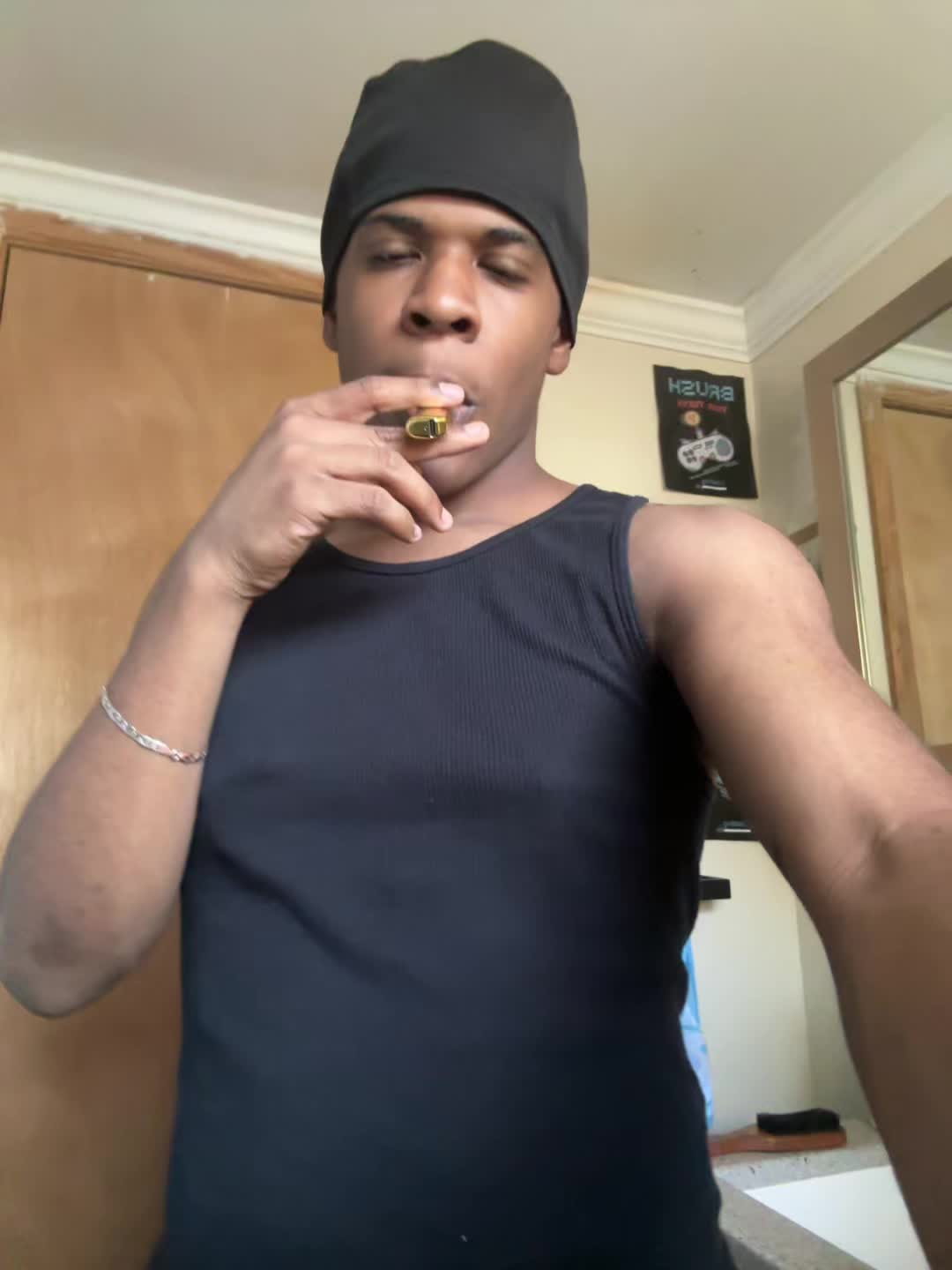 @CJ