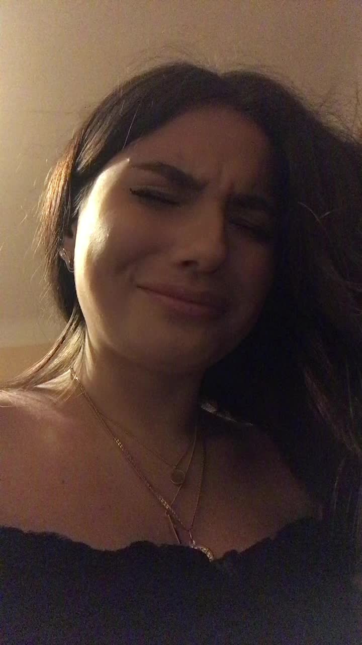 @yazhelida