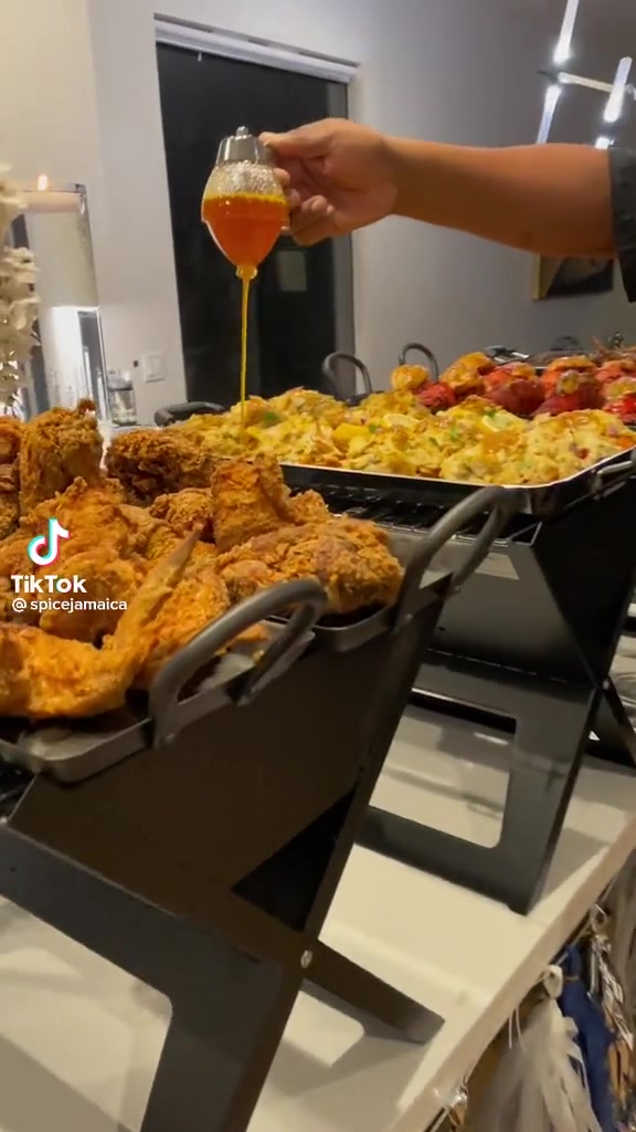 @FoodPorn