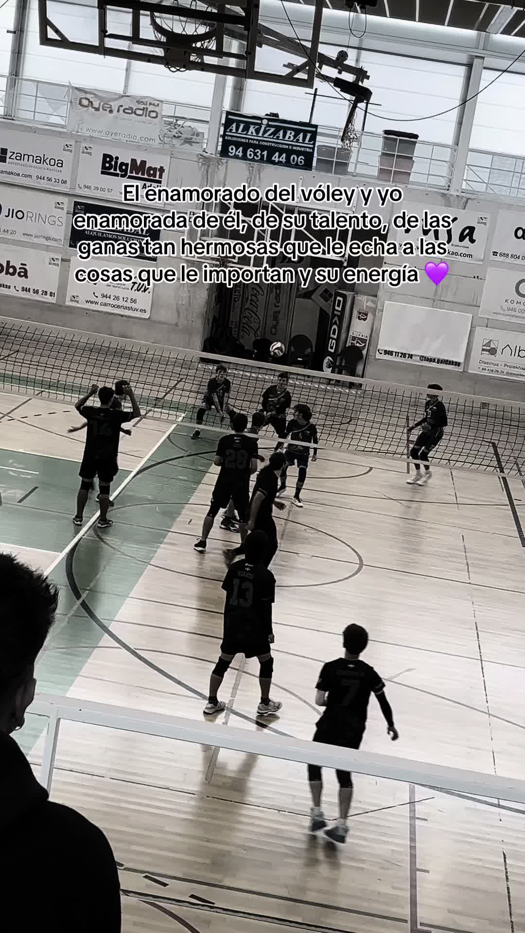 @𝒰𝓃𝒶𝓍,𝓈 𝒲𝒾𝒻ℯ♡