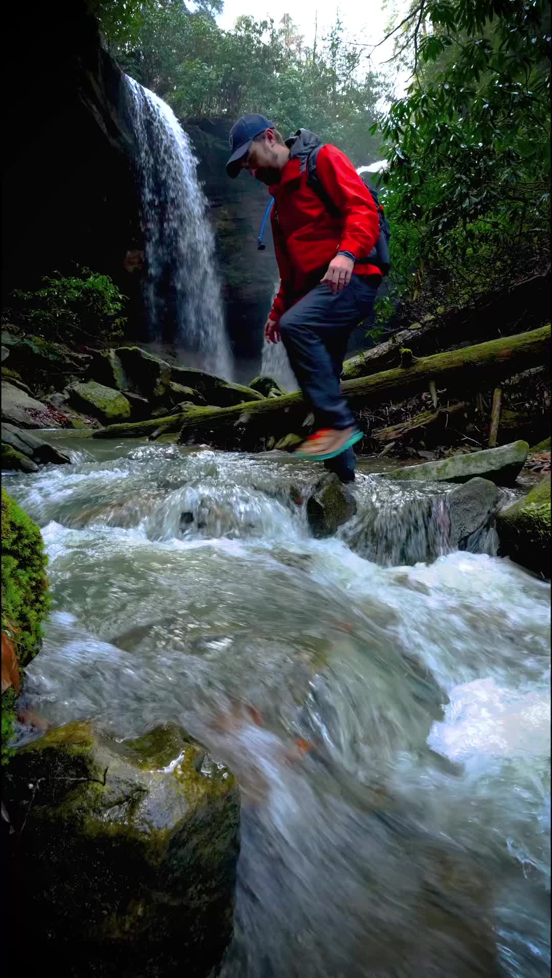 @billy.hikes