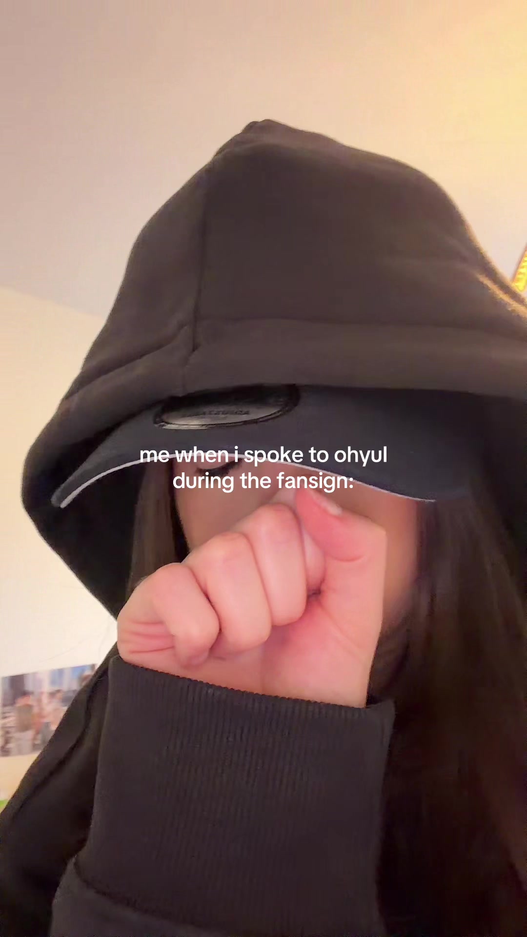 @li★
