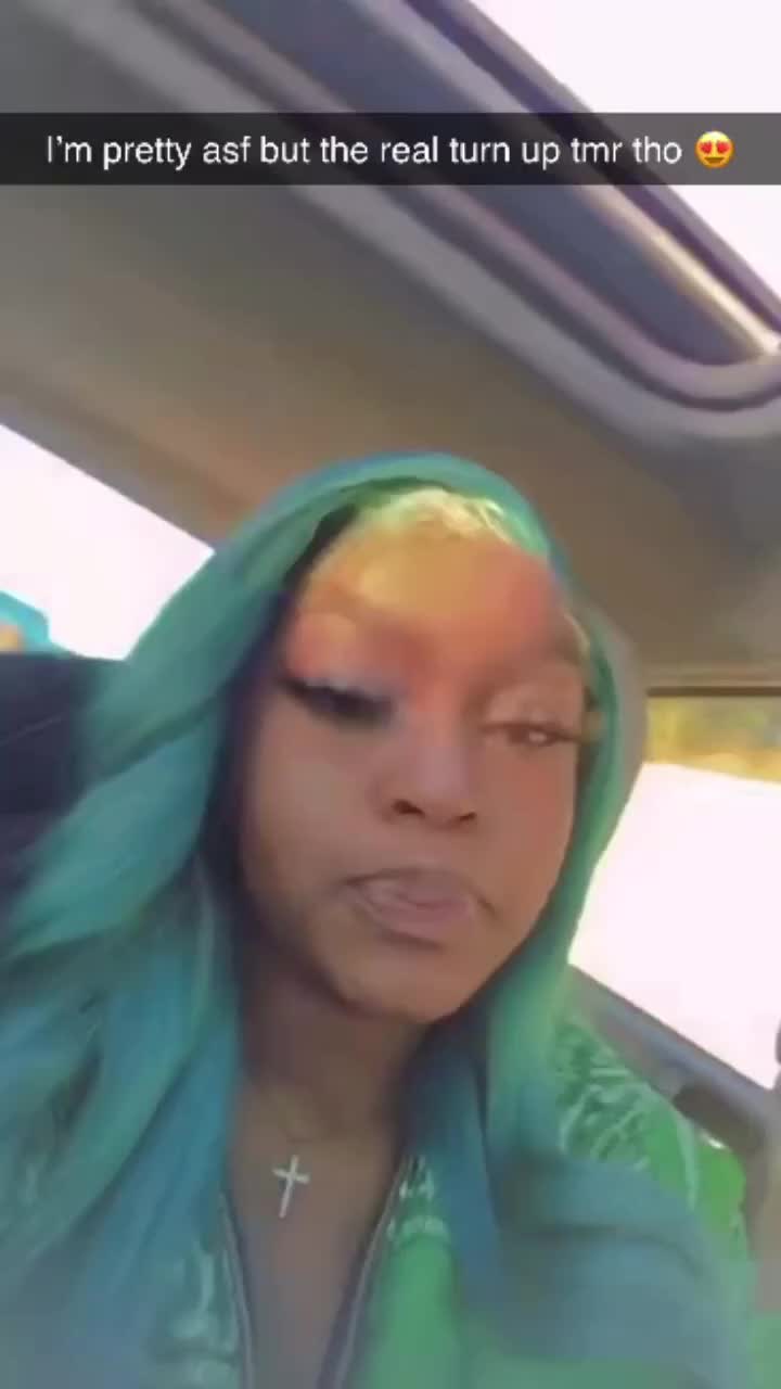 @KyyAngelinaa