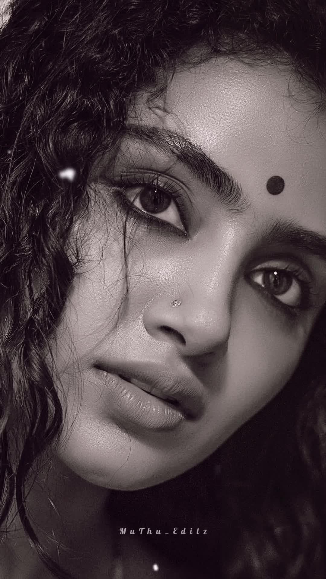 @MuThu_Editz