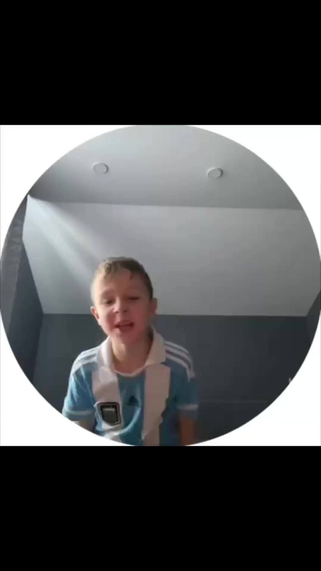 @Пятно Клоуз