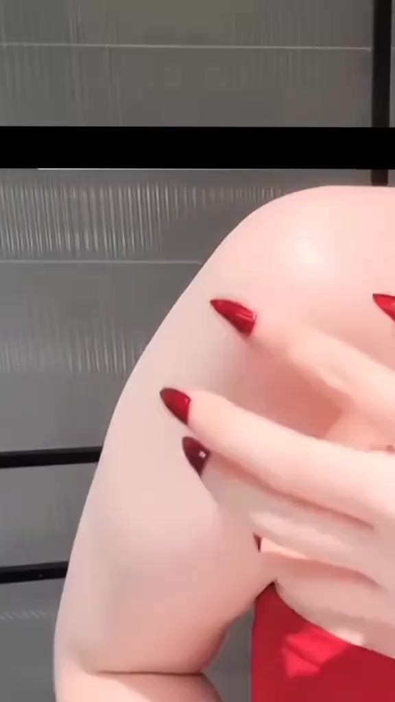 @عنايه قبل الزفه