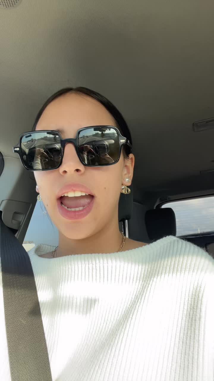 @lorena cabrera