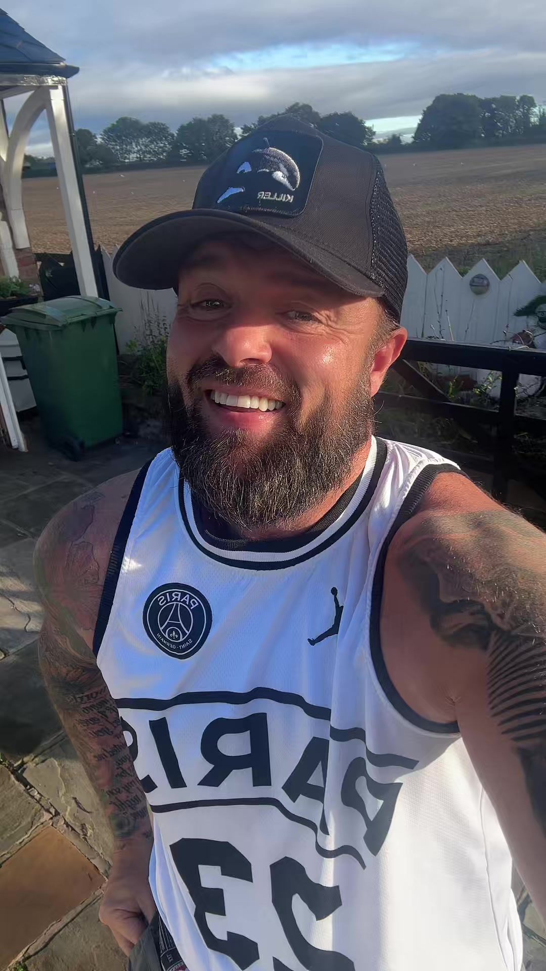 @bighandsomeunit