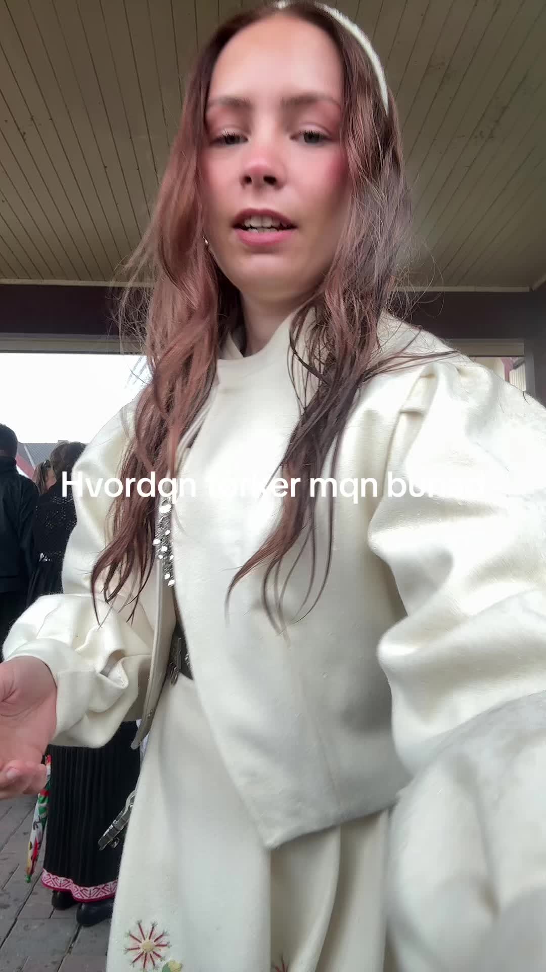 @CAMILLA RØSTE⚡️