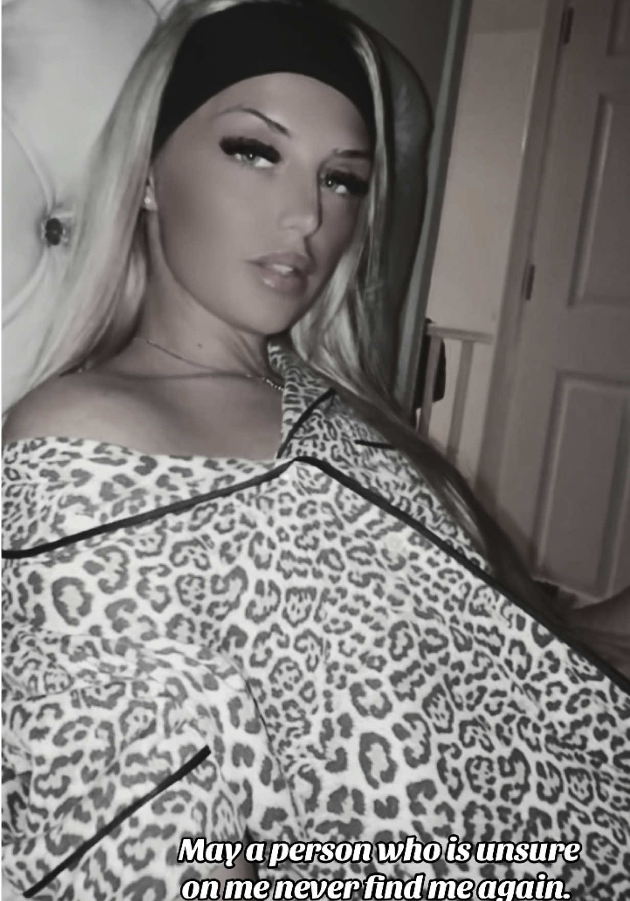 @𝐿𝑒𝒶