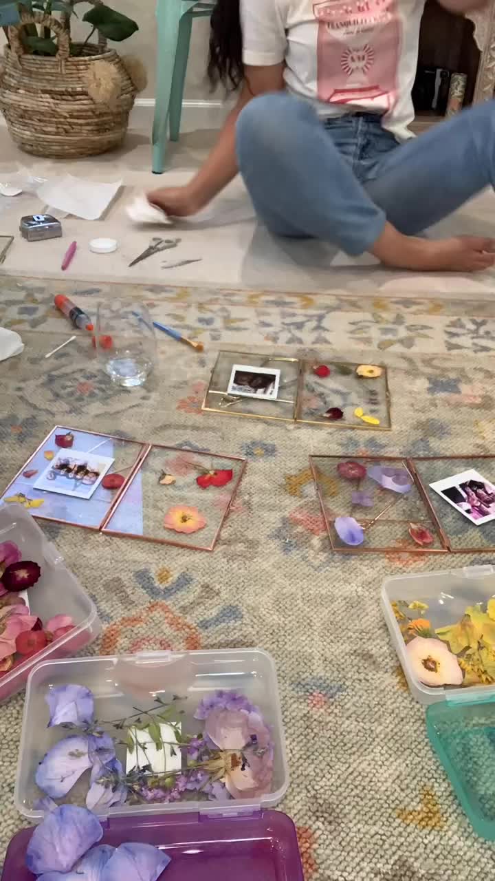 @FaithandFleurShop