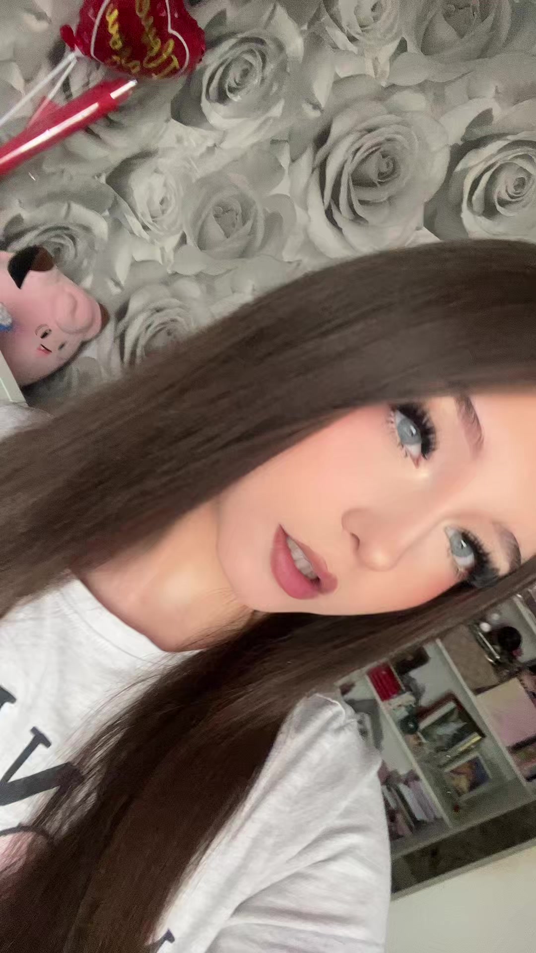 @♕