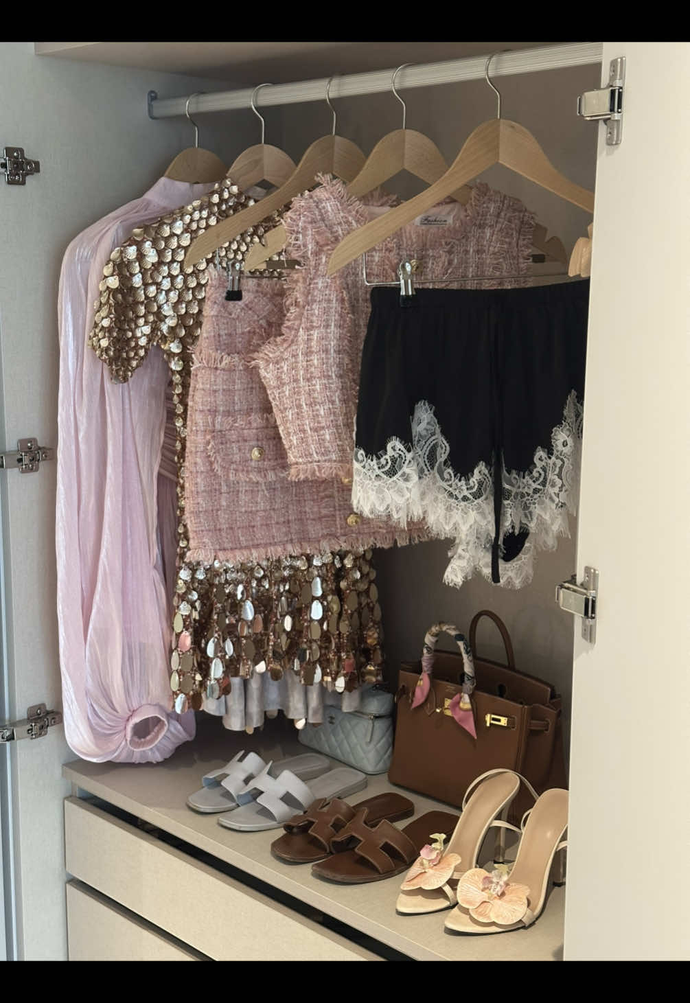 @BELLA LUXE