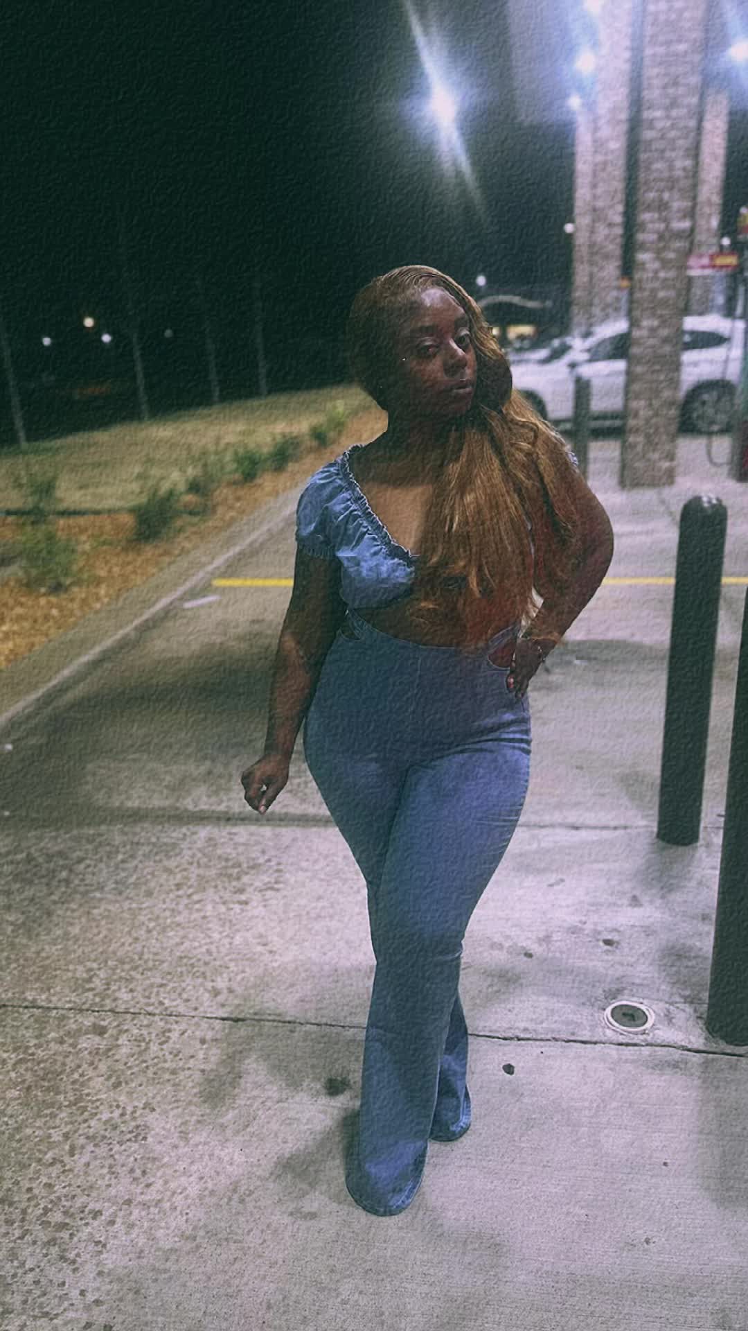 @ShaylaWaylaContentCreator