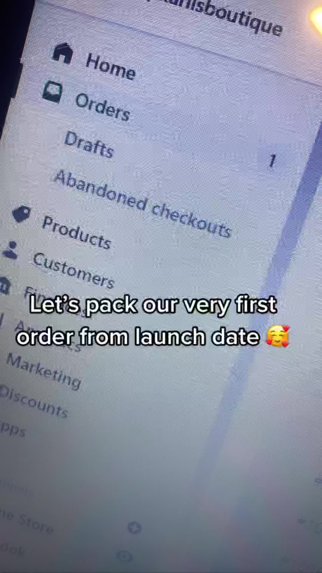 @shopkariisbtq