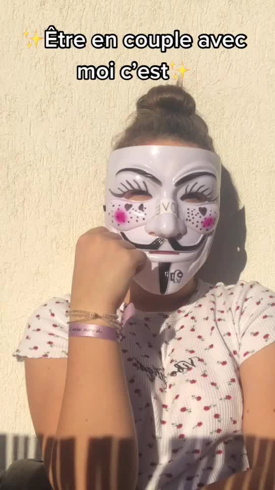 @J’ai les yeux vert les gens ;)