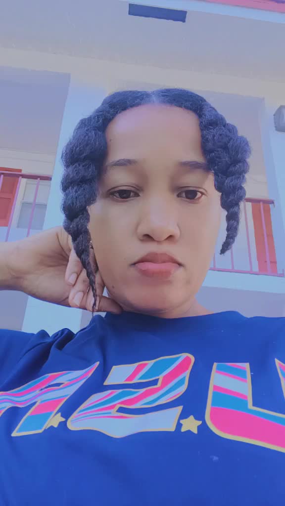 @Lounie la fille de  Dieu💯🇱🇷