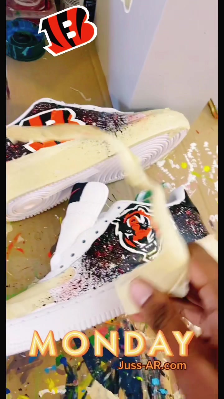 @AR