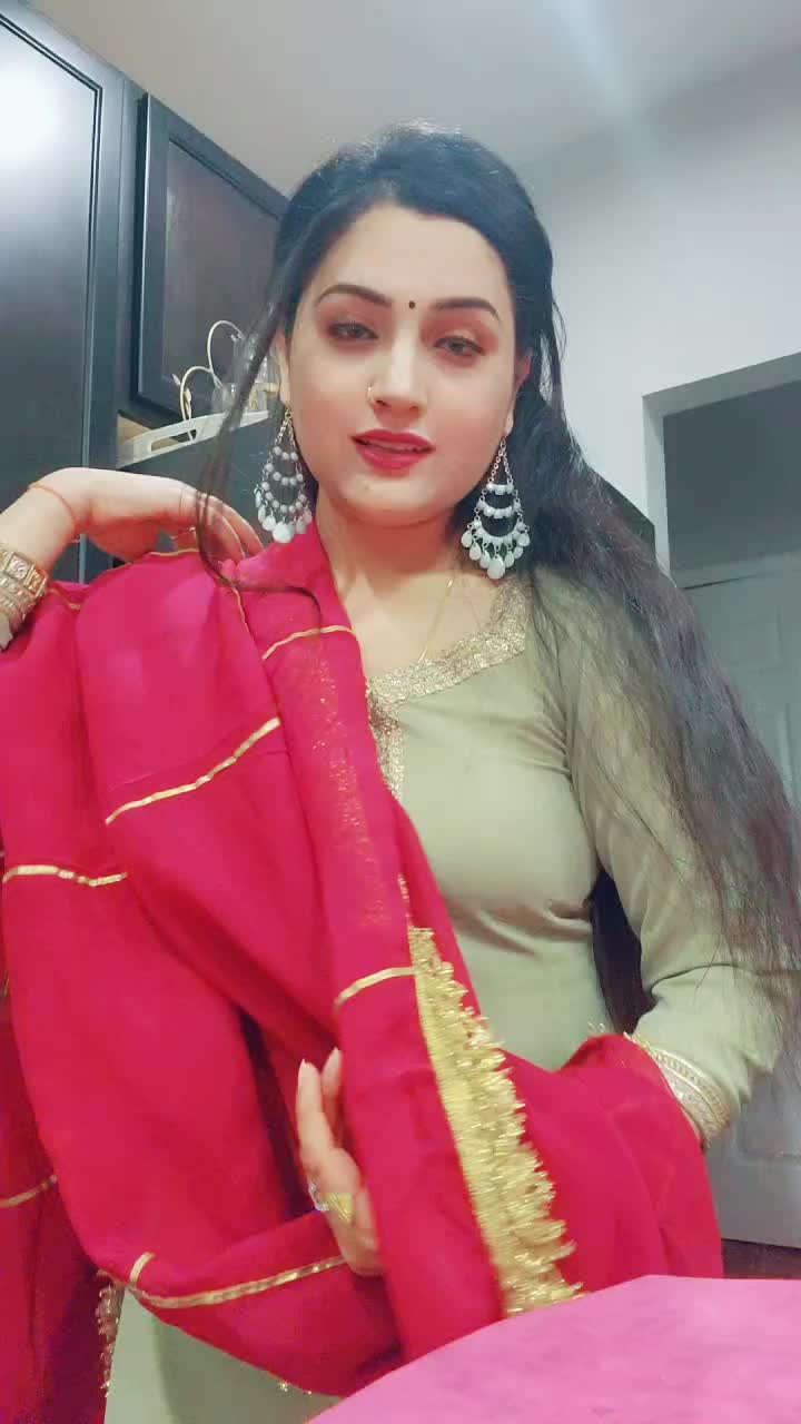 @🪯SIMRAN KAUR🪯