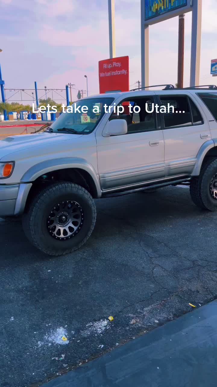 @hella.chrxs