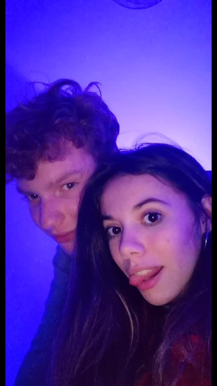 @lãūrä 👑