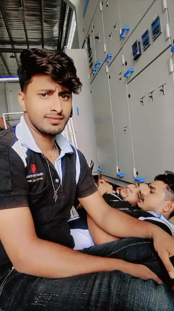 @dhupan3