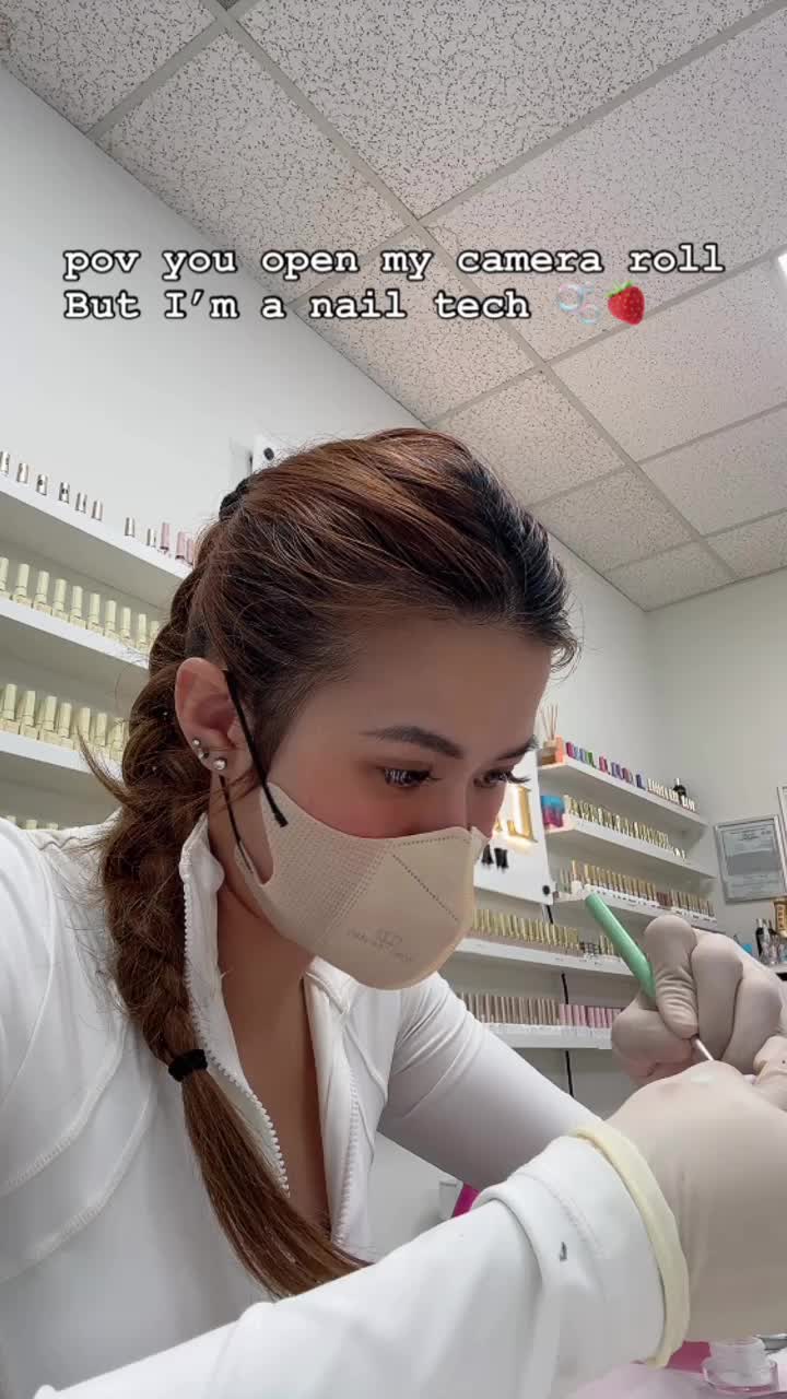 @Kim JJ / GelX - Nail Tech 🎀