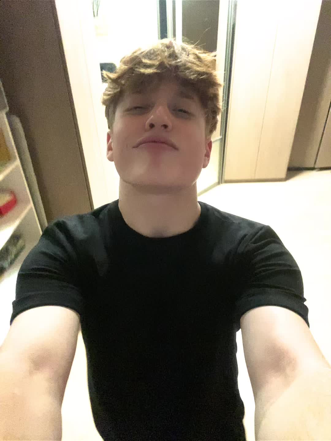 @мишаня