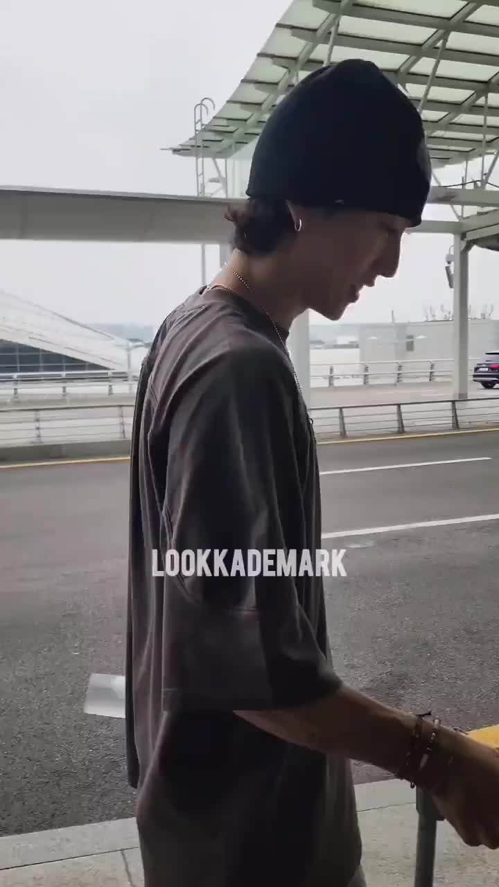 @ᴍᴀʀᴋ(ᴍᴛʙʙ)❤️💜