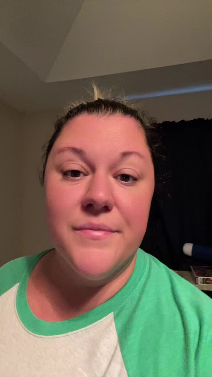 @MombiesPodcast